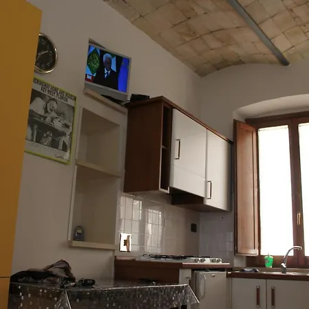Bilocale Centro Storico Lägenhet *